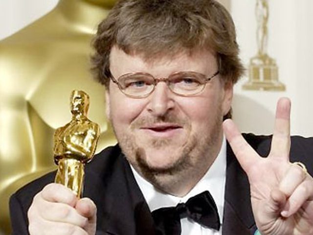 مخرج حاصل على الأوسكار "للإطاحة بالرئيس "