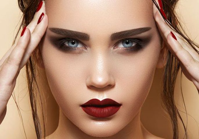 4 طرق سهلة لصبغ الحواجب في المنزل