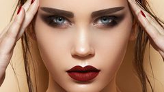 4 طرق سهلة لصبغ الحواجب في المنزل