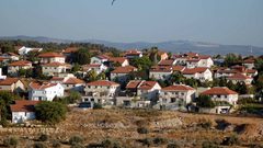 الاحتلال يسعى لفرض قوانينه على مستوطنات الضفة