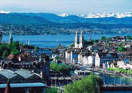 السلامة العامة في سويسرا تحظر توزيع مصاحف