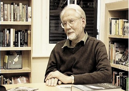 إنتحار الكاتب الأفريقي كارل شويمان المرشح لجائزة نوبل