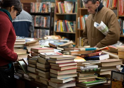 عشَّاق الكتب أكثر لطافة