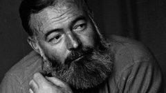 وثيقة سرية تفجر مفاجأة عن إرنست هيمنغواي