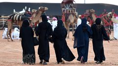 السعودية ترحل 40 ألف عاملة رفضن الخدمة في المنازل