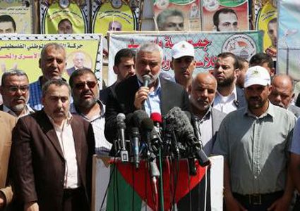 هنية يشيد بإضراب الأسرى مؤكداً أولوته