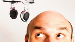 علماء يكتشفون بـ "الصدفة" علاجًا للصلع والشيب