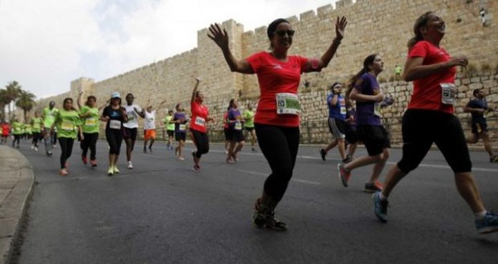 إغلاق مدخل الخضر استعداداً لماراثون للمستوطنين