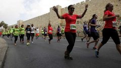 إغلاق مدخل الخضر استعداداً لماراثون للمستوطنين