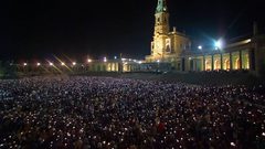 إقبال هائل في ذكرى مئوية "رؤية العذراء"