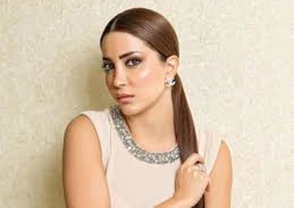 نسرين طافش تبارك زواج تيم حسن والسخرية رافقتها