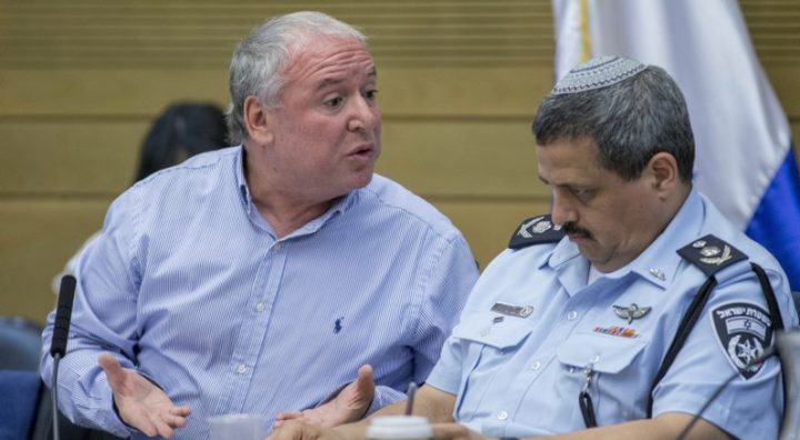 مشروع قانون لإخضاع ضباط شرطة إسرائيليين لجهاز البوليغراف