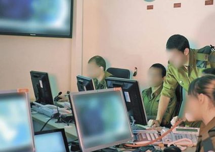 اعتقال عنصرين من الشاباك بتهمة الاختلاس