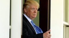 تطور.. طاقم ترامب يصف حائط البراق بالمنطقة المحتلة