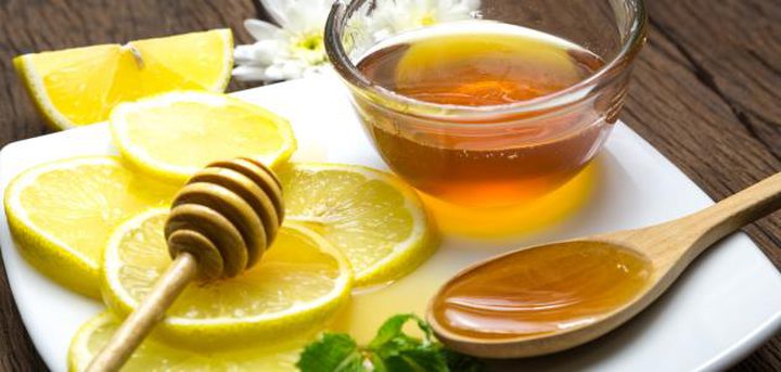 العسل والليمون لبشرة نضرة ومشرقة