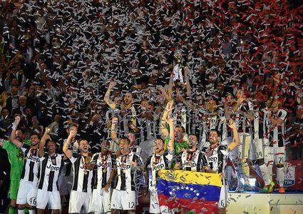 يوفنتوس يحتفظ بكأس إيطاليا