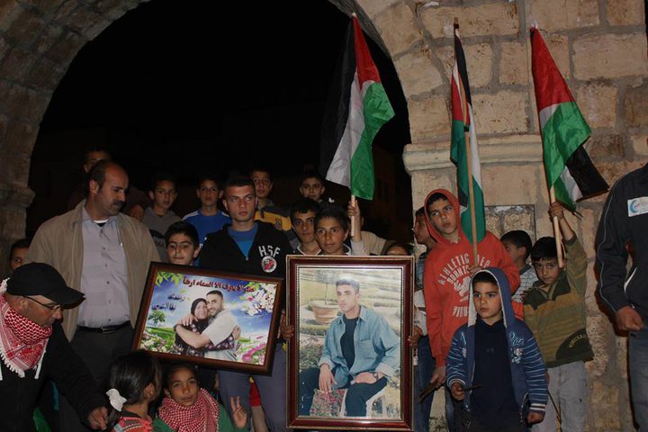 مسيرة في بلدة الخضر تضامنا مع الأسرى