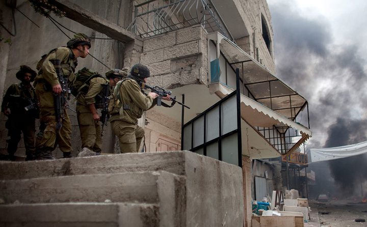 الاحتلال يداهم مستوصف طبي في طوباس