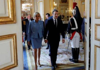 حكومة ماكرون الجديدة نصفها من النساء