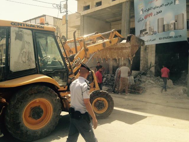 البدء بإزالة التعديات على الشوارع في بيت لحم