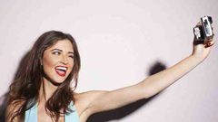 أخطاء مكياج قد تدمر إطلالتك في الصور