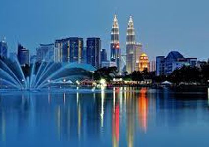 الاقتصاد الماليزي يشهد أكبر معدل نمو خلال عامين