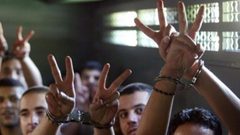 الاحتلال يواصل بث الإشاعات والإضراب مستمر