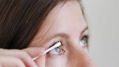 سيروم طبيعي لتطويل الرموش