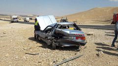 اصابات في حادث تصادم بين مركبتين على طريق المعرجات (صور)