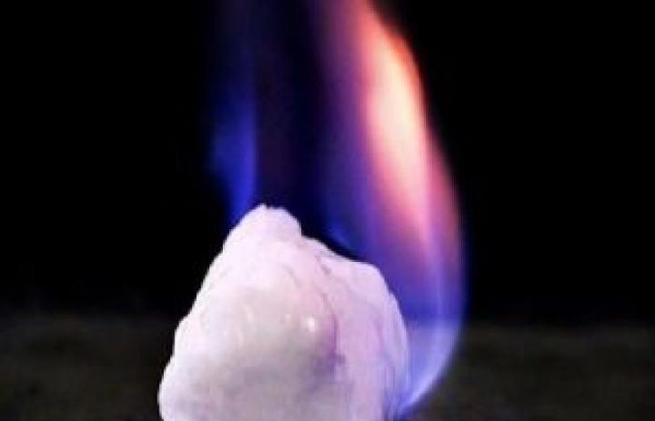 الصين نجحت في إستخراج الوقود الجليدي