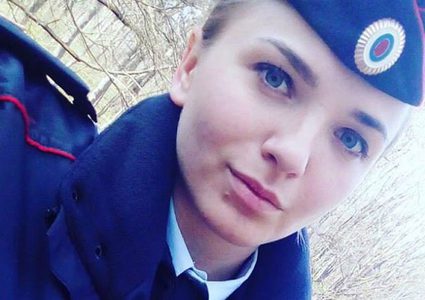 طرد فتاة من أكاديمية شرطي بسب ماضيها الوحشي