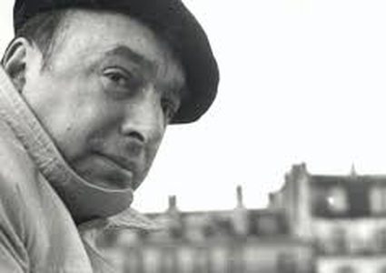 مالفا مارينا: بابلو نيرودا منافق وغريب