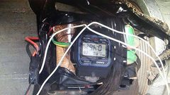 اعتقال مواطنين بزعم حيازتهما عبوات ناسفة