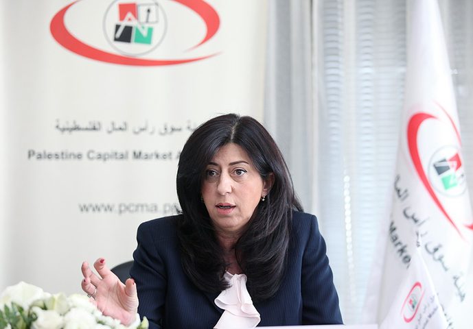 وزيرة الاقتصاد تطلع وفدا أوروبيا على تحديات الاقتصاد الفلسطيني