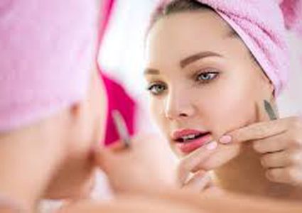 لماذا تظهر البثور أحياناً على الوجه
