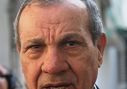 زيارة تاريخية وامل يتجدد بالسلام