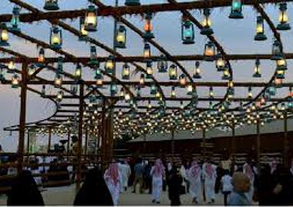 سوق عكاظ يعيد الأمل للمسرح في السعودية