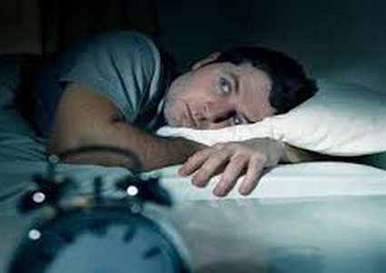 دراسة: قلة النوم "تأكل" الدماغ