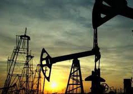 النفط يسجل أكبر هبوط يومي منذ 3 أسابيع