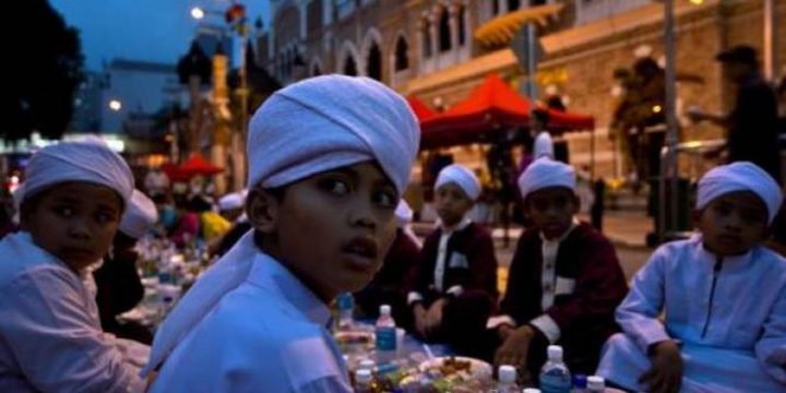 تعرف على أغرب عادات الشعوب في صيام رمضان