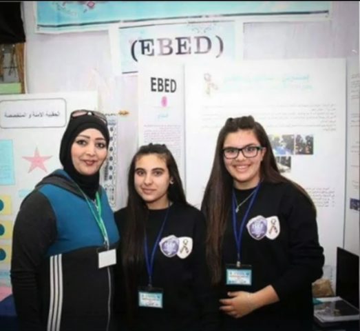 معاناة تدفع طالبتين إلى ابتكار علاج لأطفال التوحد