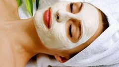 كيف تعالجين الحبوب تحت الجلد وتحافظي على إشراقة بشرتك