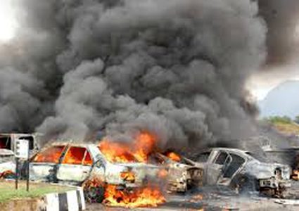 مقتل 9 عراقيين وإصابة 12 بتفجير انتحاري