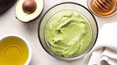 إحصلي على شعر لامع باستخدام الزيت والأفوكادو