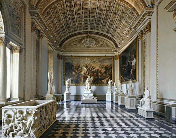 محكمة روما تمنع ترؤس الأجانب للمتاحف