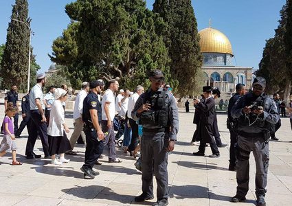 دائرة شؤون القدس تستنكر اقتحام المستوطنين للأقصى