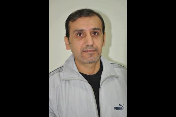 الأسير أبو غلمي يطمأن عائلته عن وضعه بعد الإضراب