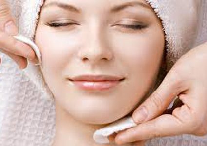 فوائد رائعة لزيت الزيتون والليمون للبشرة