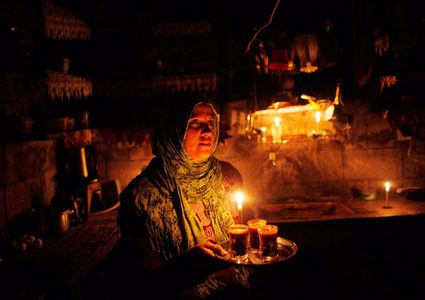 وعود تركية بحل ازمة كهرباء غزة