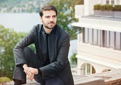 سامي يوسف يصور فيلم وثائقي عن مكناس والإسماعيلية